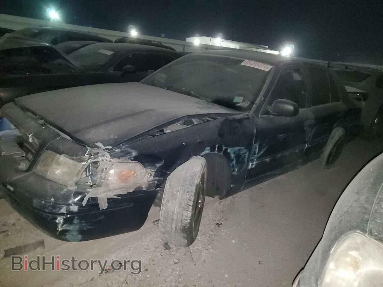 Photo 2FABP7BV6BX120997 - FORD CROWN VIC 2011