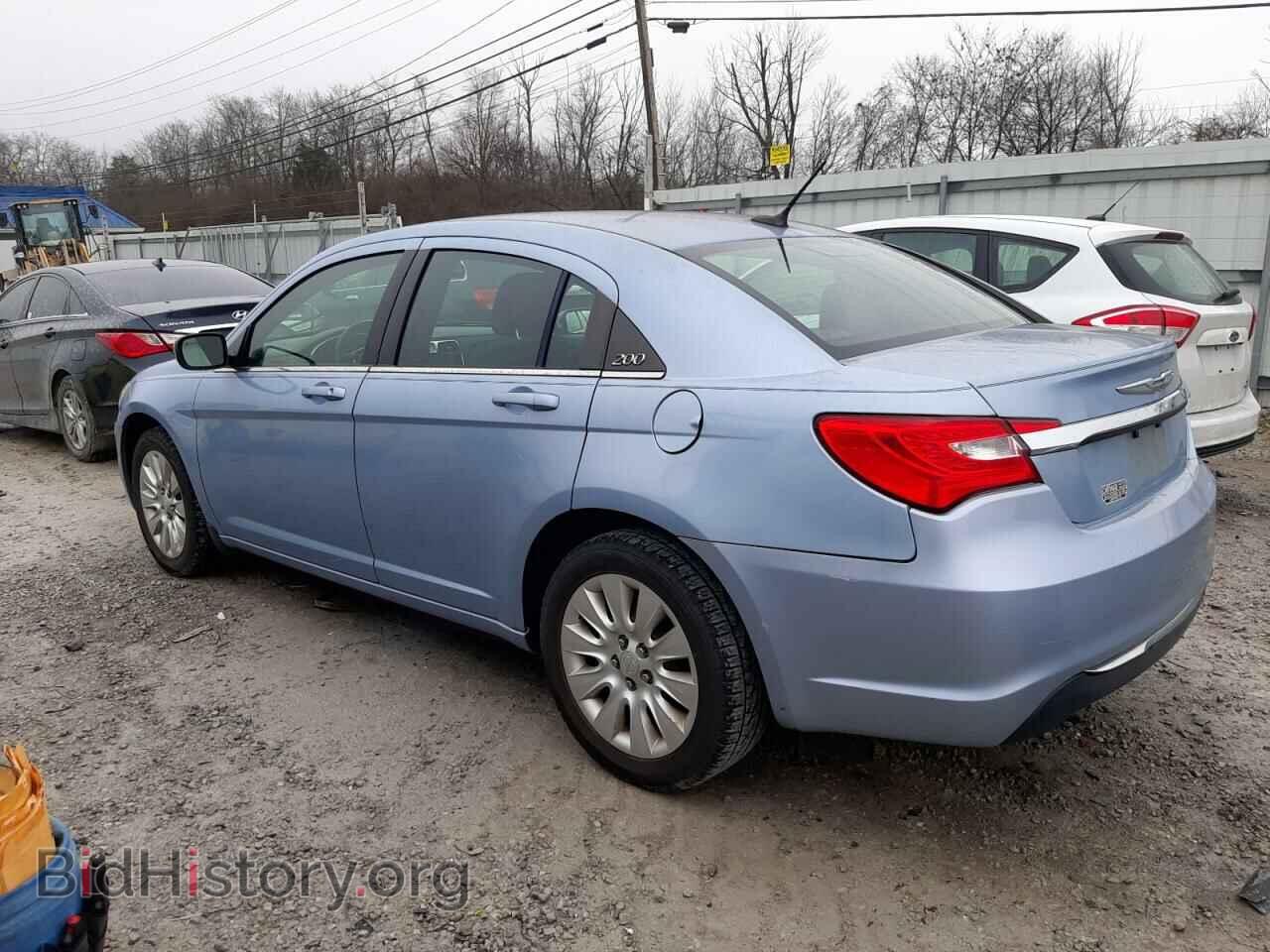 2012 CHRYSLER 200 - VIN: 1C3CCBAB1CN282547 - Фото 2