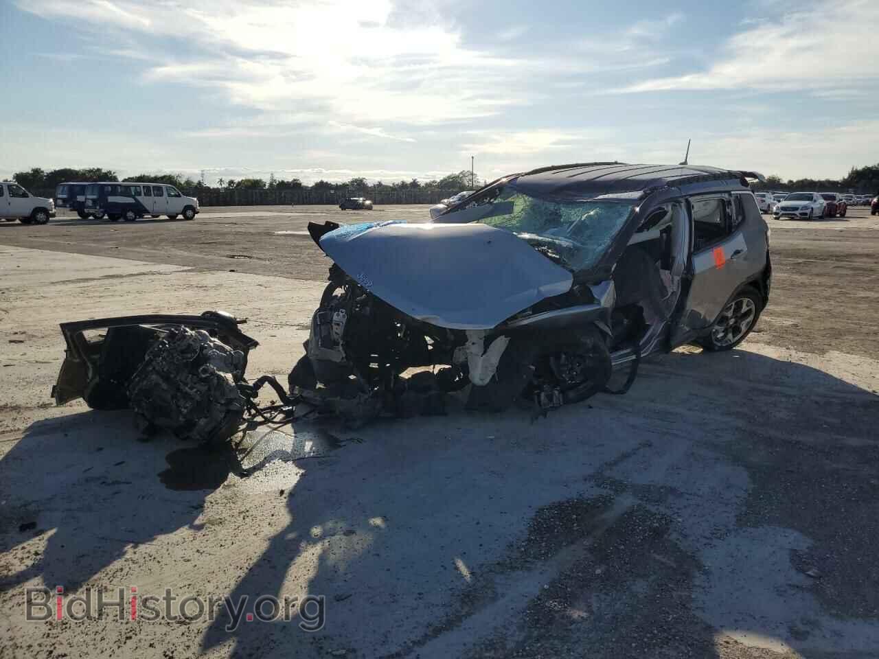 Photo 3C4NJDCB9HT680101 - JEEP COMPASS 2017