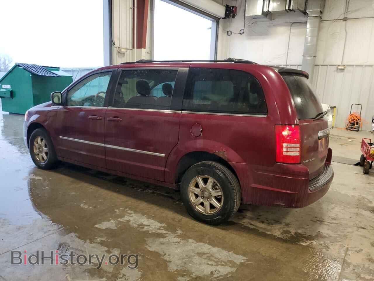 2009 CHRYSLER MINIVAN - VIN: 2A8HR54109R640150 - Фото 2