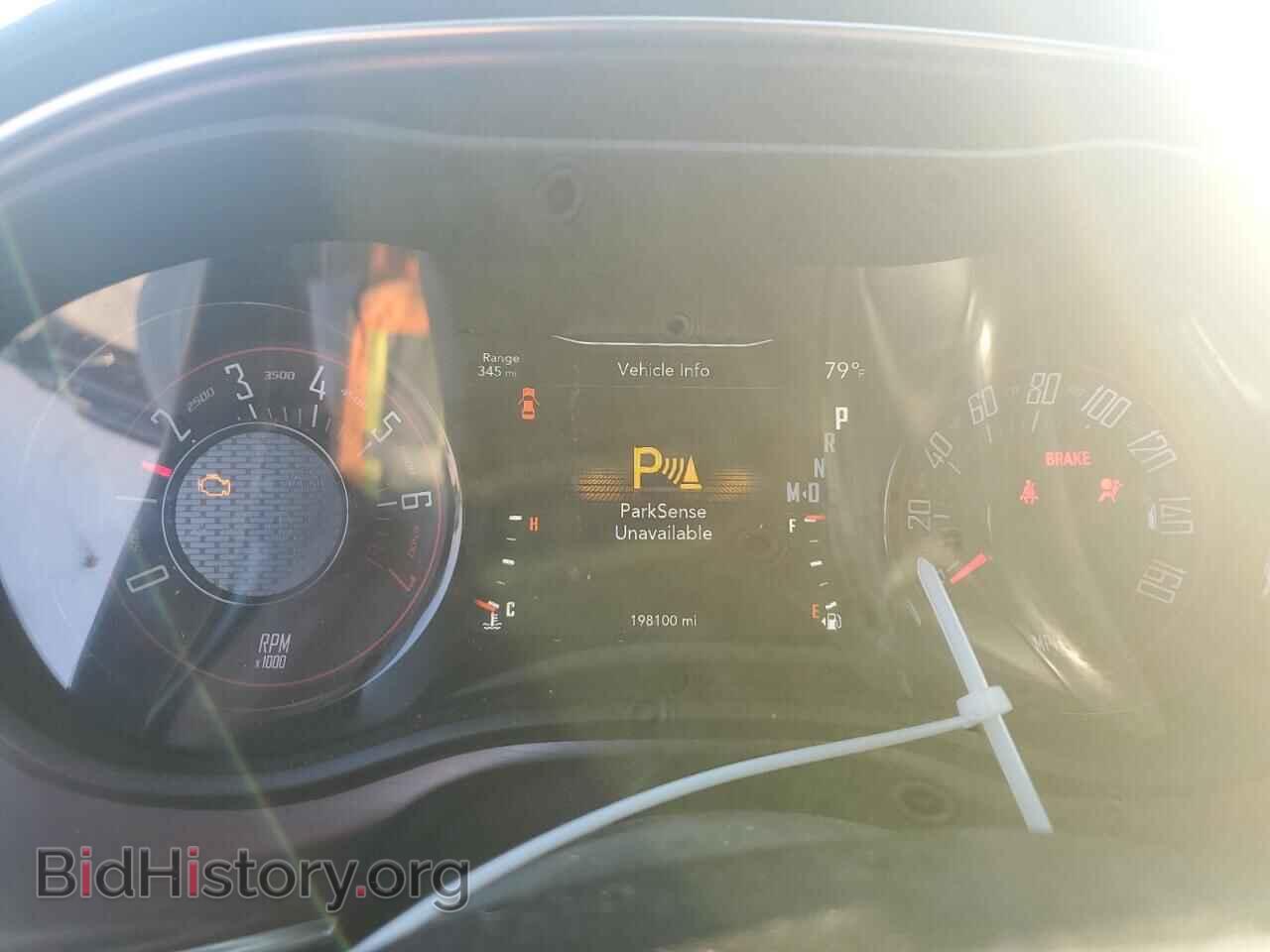 2017 DODGE CHALLENGER - VIN: 2C3CDZAG6HH502198 - Фото 9