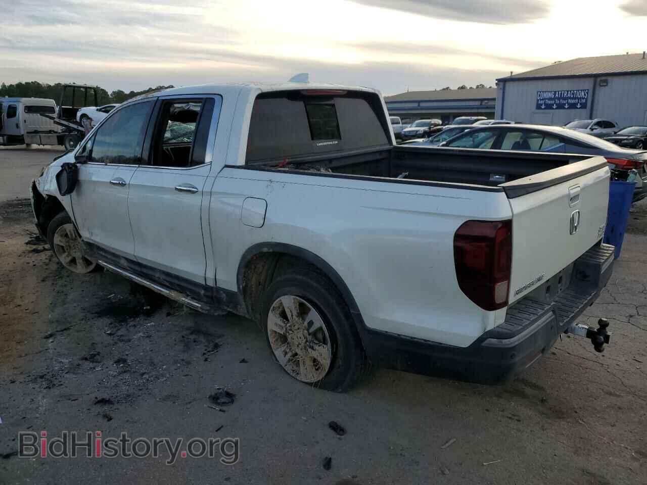 2018 HONDA RIDGELINE - VIN: 5FPYK3F78JB002785 - Фото 2