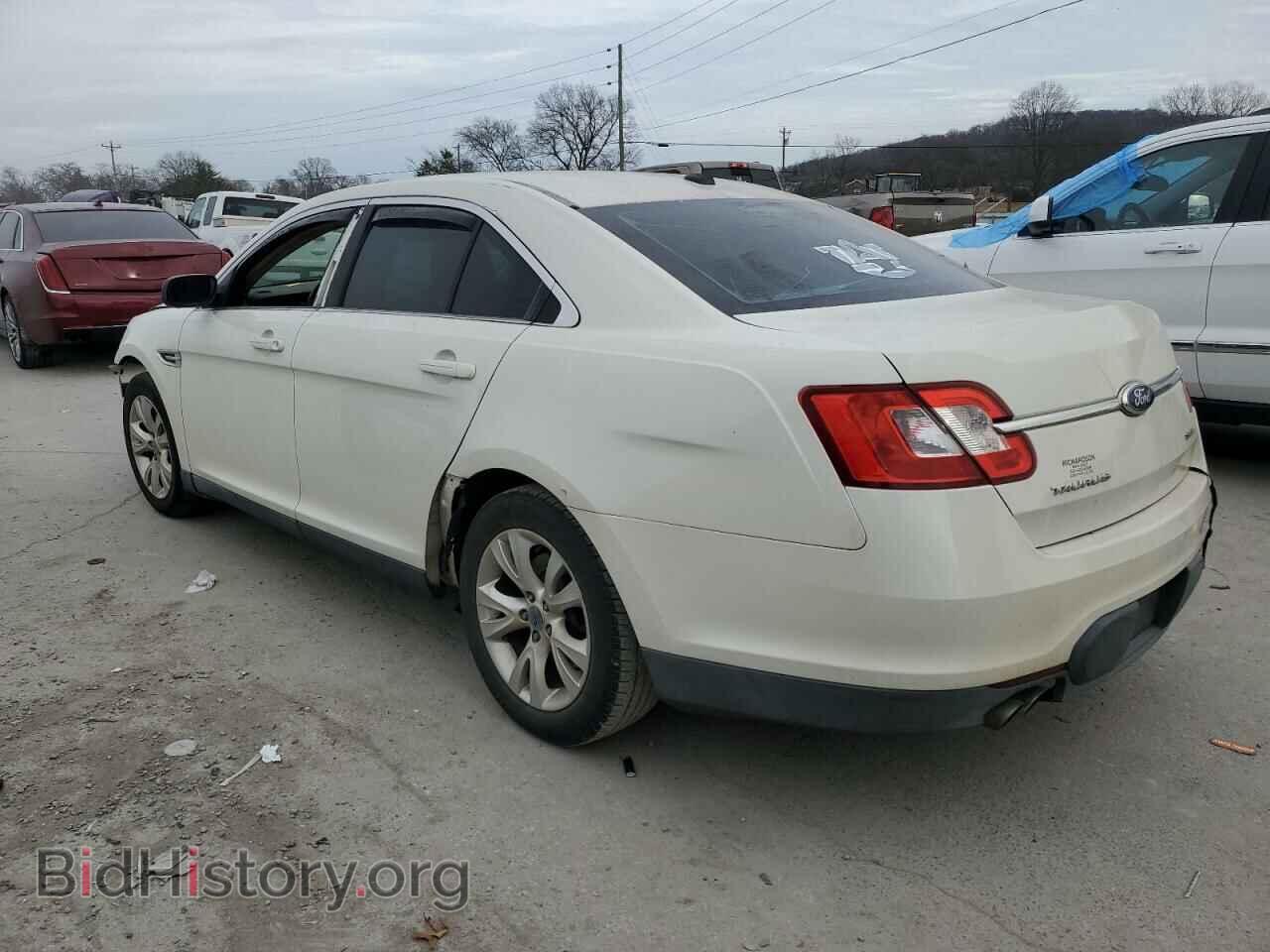 2011 FORD TAURUS - VIN: 1FAHP2EW9BG129703 - Photo 2