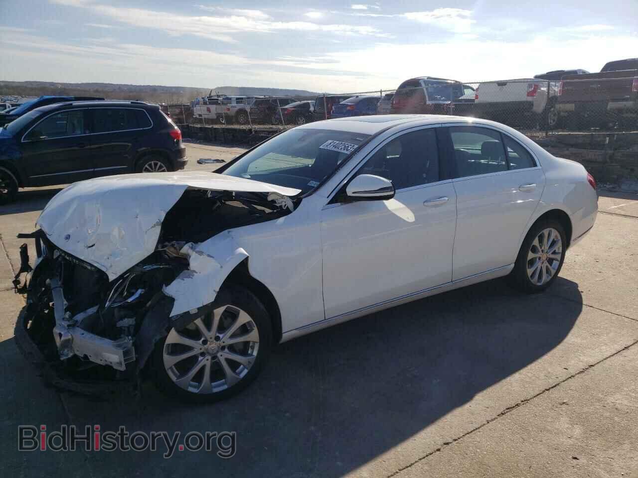 Photo WDDZF4JB7HA216131 - MERCEDES-BENZ E-CLASS 2017