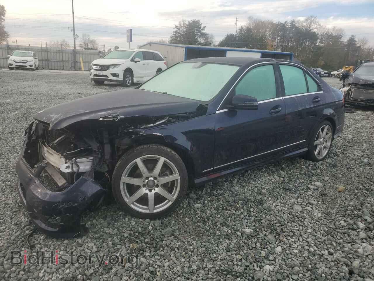 Фотография WDDGF4HB9DA852430 - MERCEDES-BENZ C-CLASS 2013