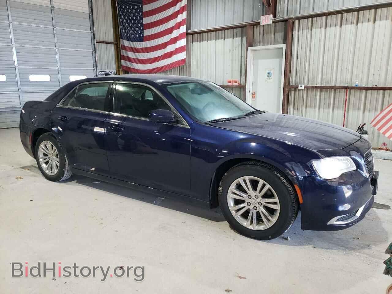 2017 CHRYSLER 300 - VIN: 2C3CCAAG8HH608169 - Фото 4