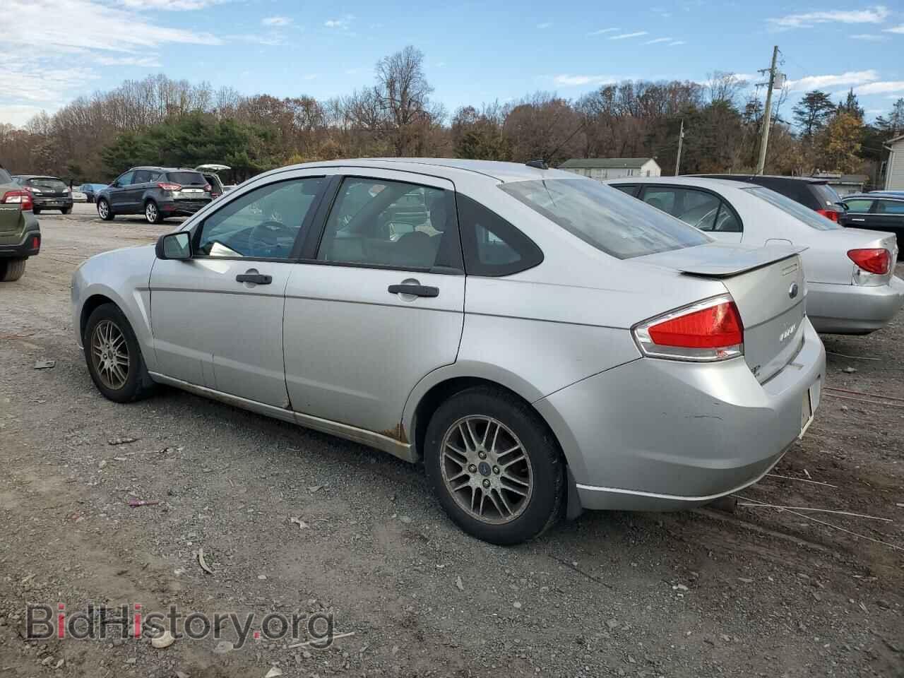 2011 FORD FOCUS - VIN: 1FAHP3FN3BW144683 - Фото 2