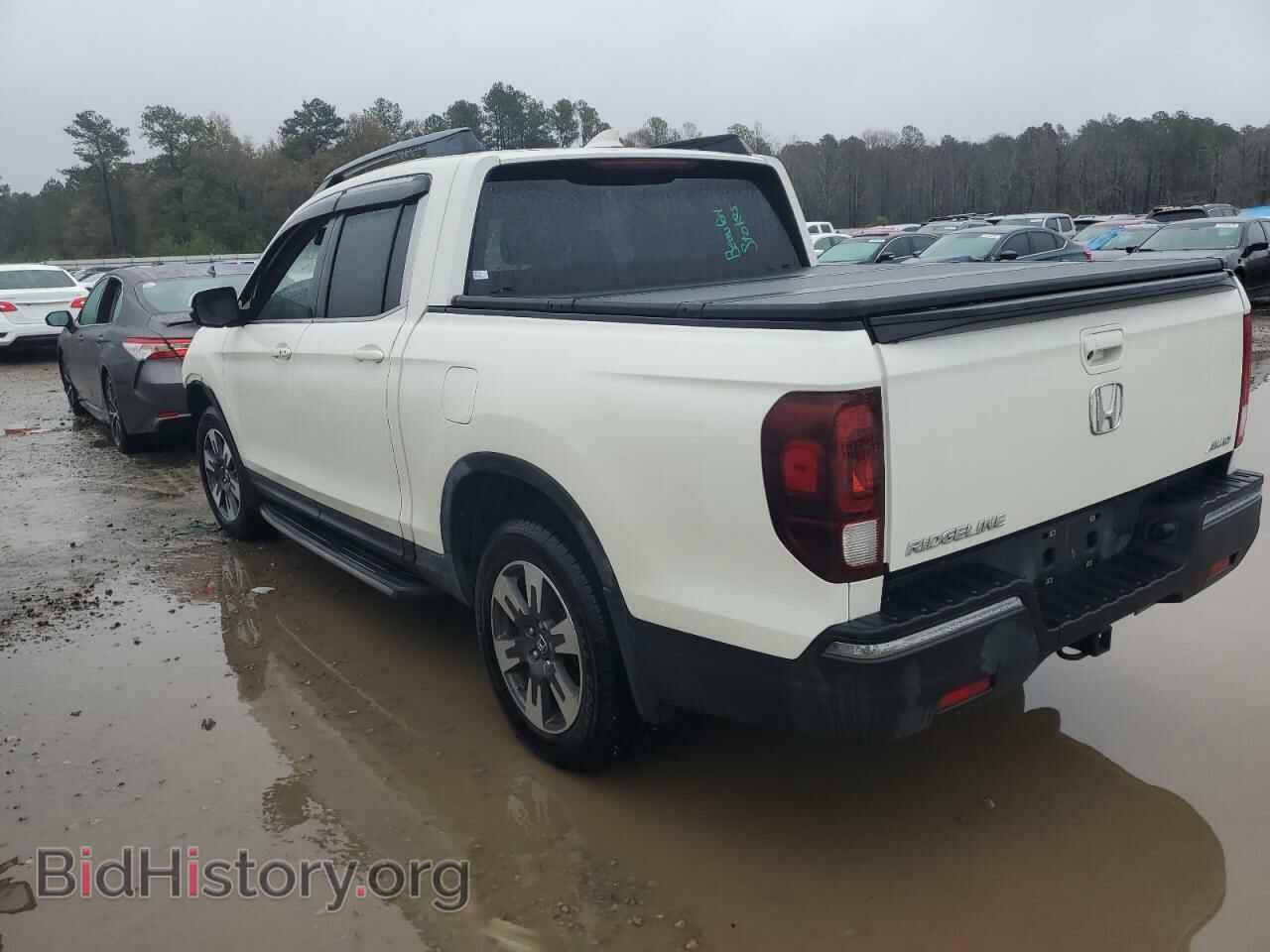 2017 HONDA RIDGELINE - VIN: 5FPYK3F63HB013307 - Фото 2