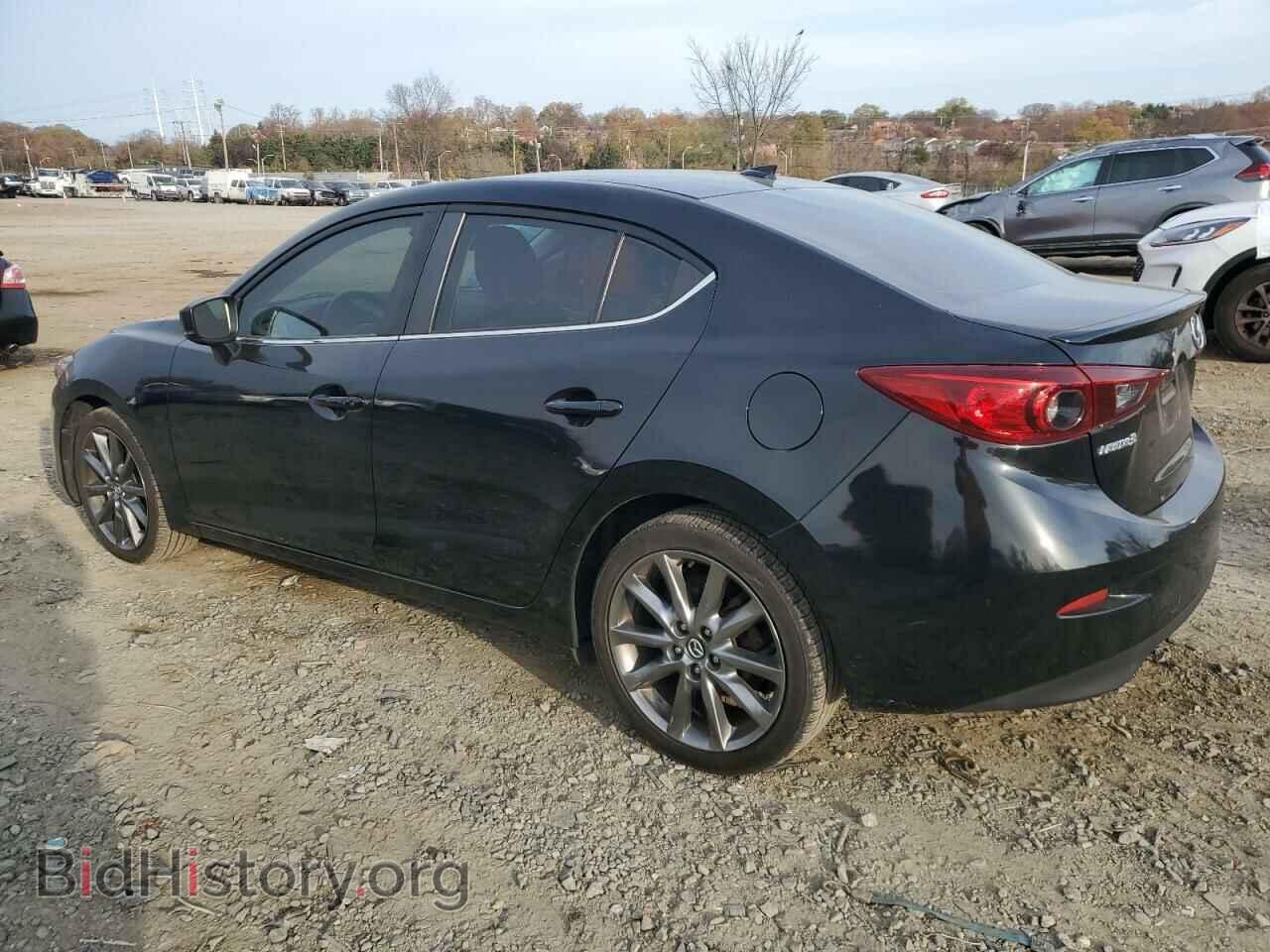 2018 MAZDA 3 - VIN: 3MZBN1V34JM212866 - Фото 2