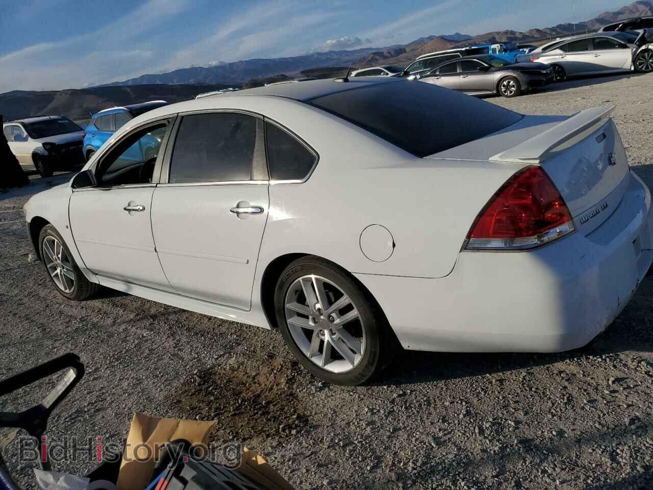 2013 CHEVROLET IMPALA - VIN: 2G1WC5E30D1220565 - Фото 2
