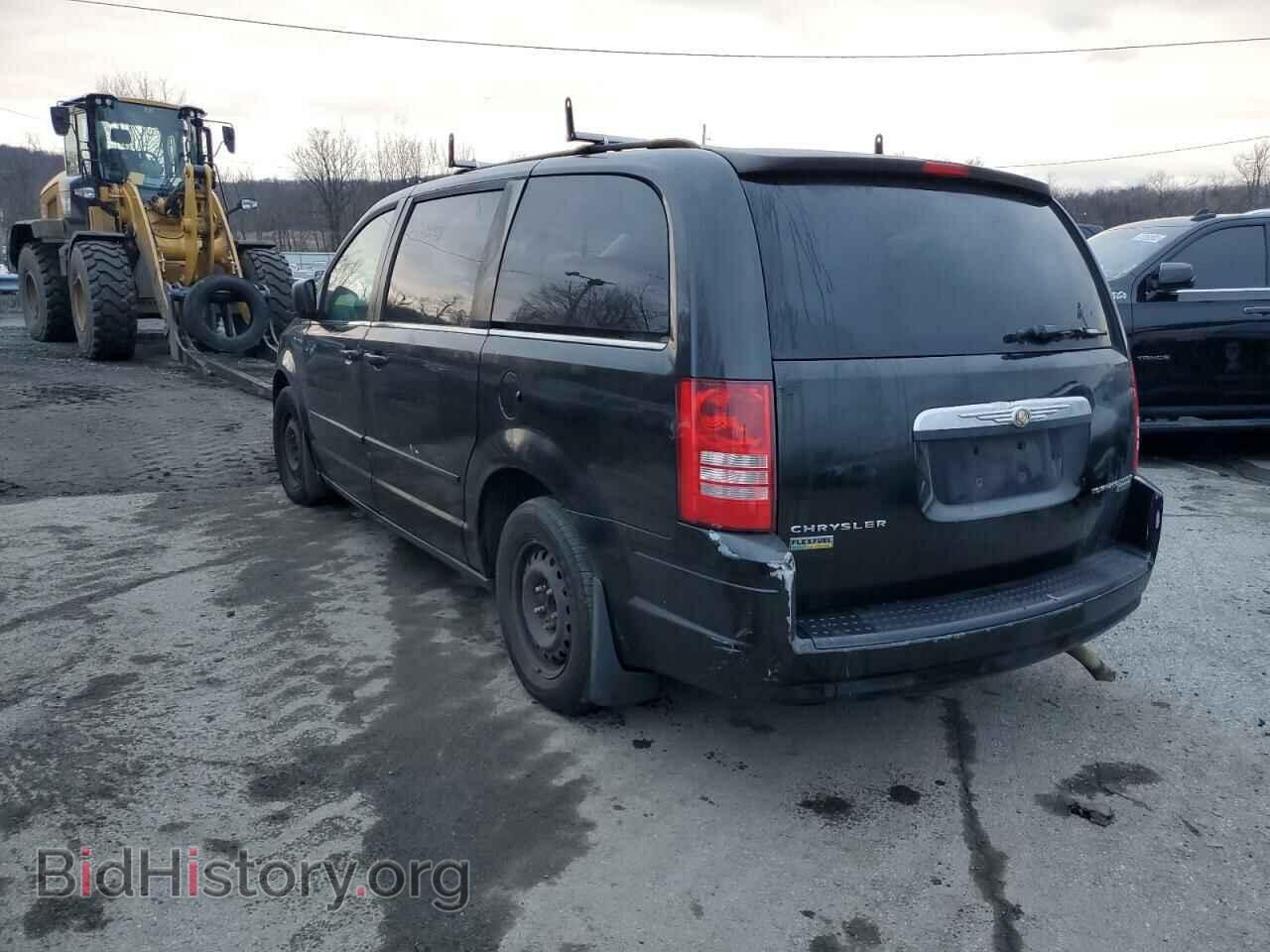 2010 CHRYSLER TOWN & C - VIN: 2A4RR4DE4AR344183 - Фото 2