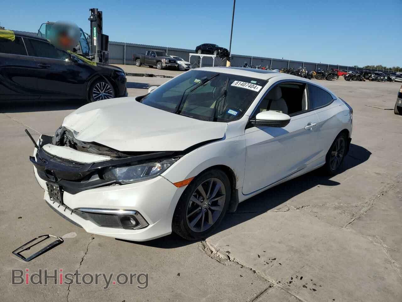 Photo 2HGFC3B31KH357472 - HONDA CIVIC 2019