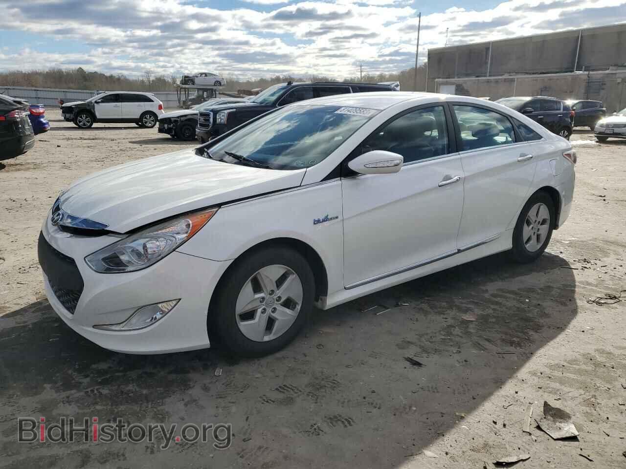Фотография KMHEC4A47CA033044 - HYUNDAI SONATA 2012