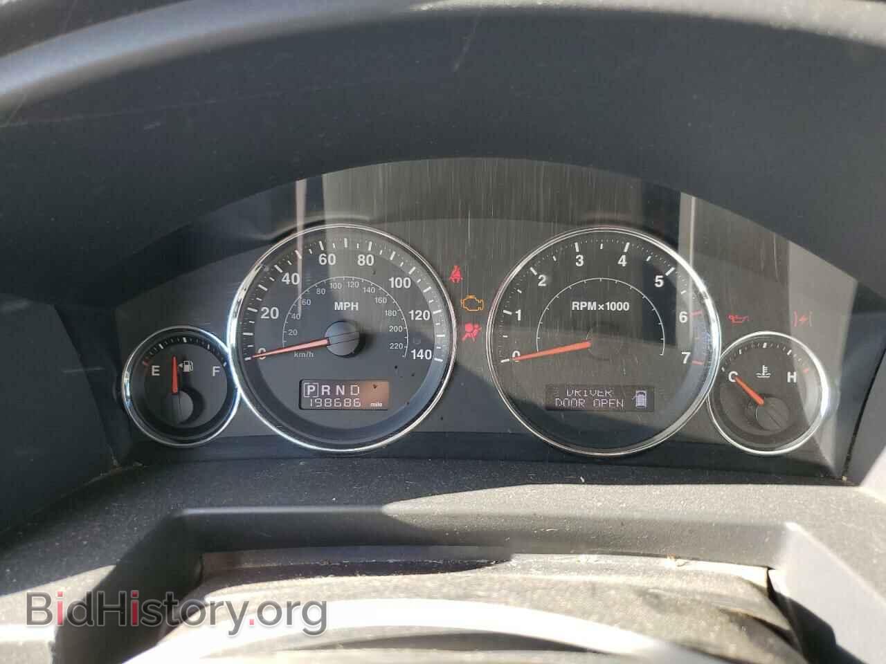 2008 JEEP COMMANDER - VIN: 1J8HG48K48C149364 - Фото 9