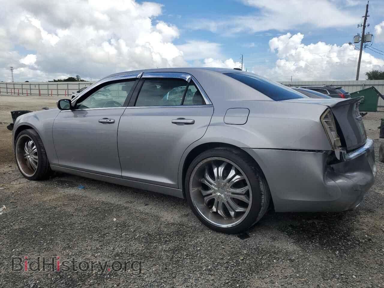 2013 CHRYSLER 300 - VIN: 2C3CCAAG2DH708116 - Фото 2