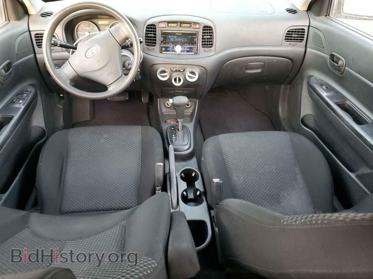 2007 HYUNDAI ACCENT - VIN: KMHCM36C17U051588 - Фото 8