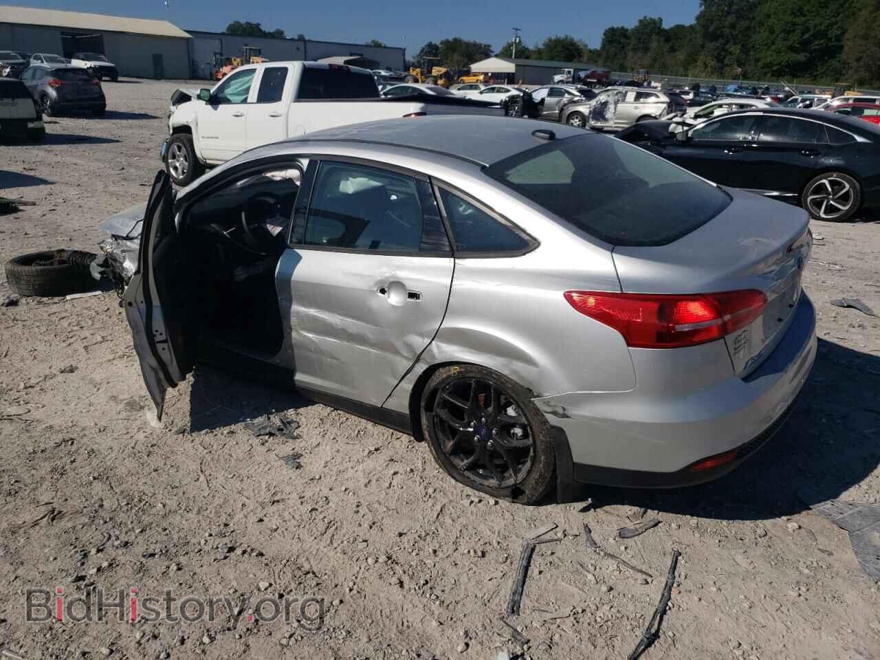 2016 FORD FOCUS - VIN: 1FADP3FE2GL207165 - Фото 2