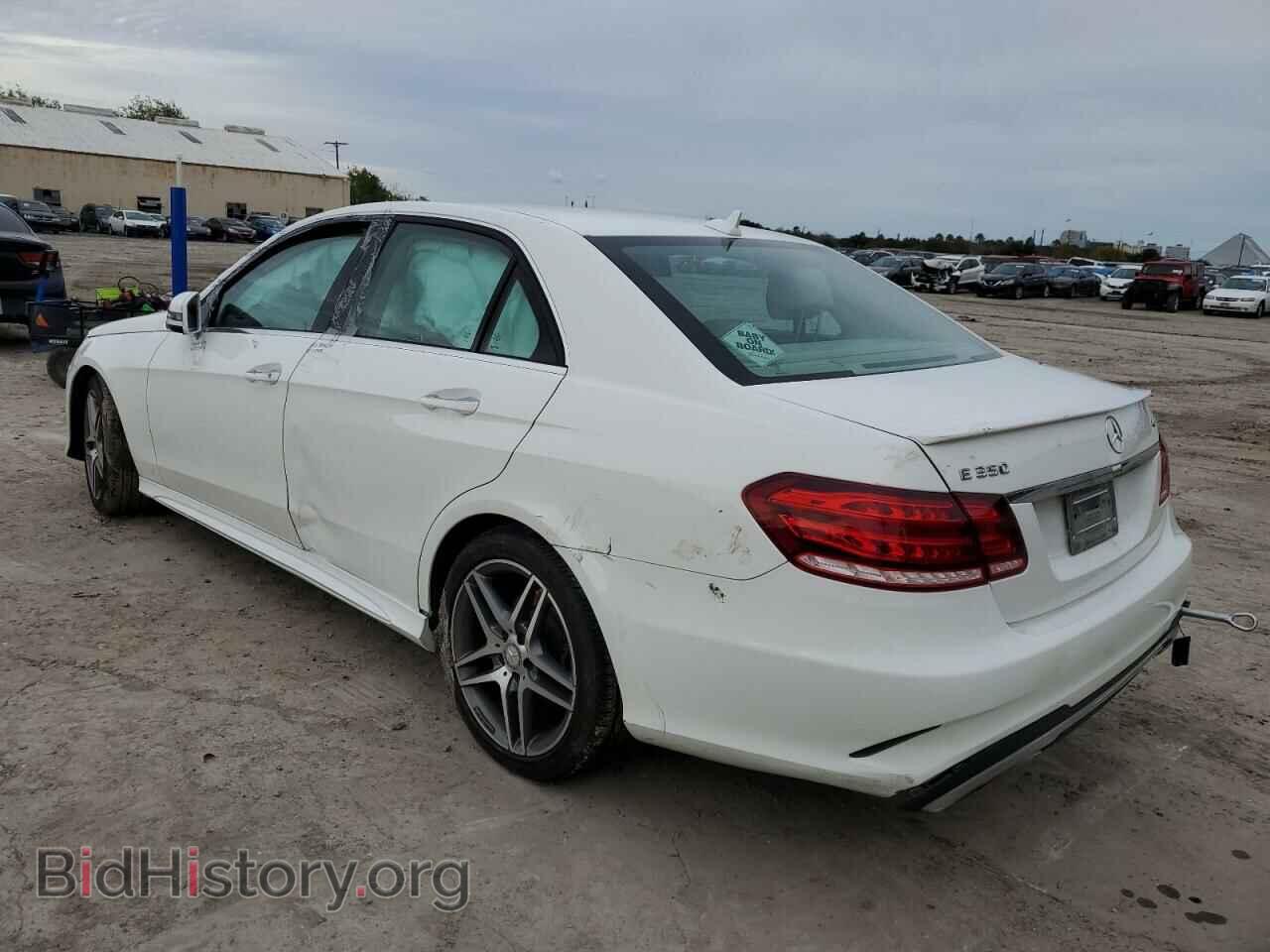 2015 MERCEDES-BENZ E-CLASS - VIN: WDDHF8JB8FB131079 - Фото 2