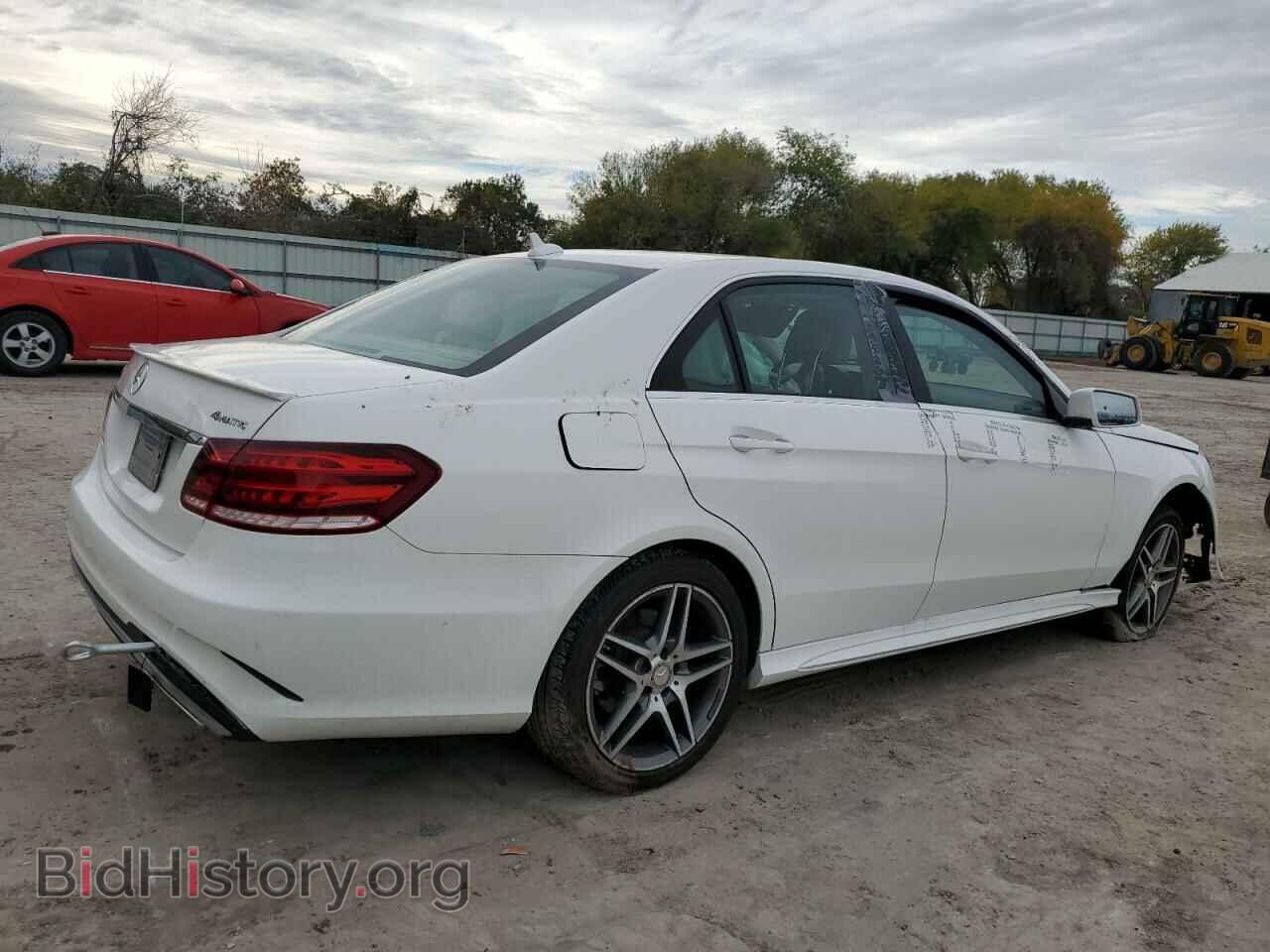 2015 MERCEDES-BENZ E-CLASS - VIN: WDDHF8JB8FB131079 - Фото 3