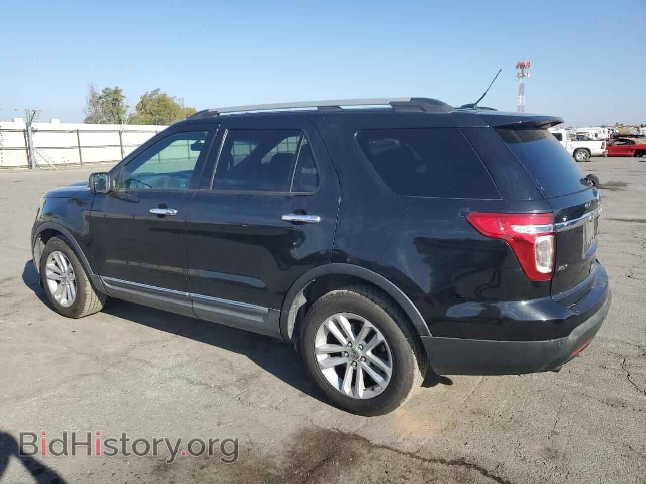 2011 FORD EXPLORER - VIN: 1FMHK7D88BGA61463 - Photo 2