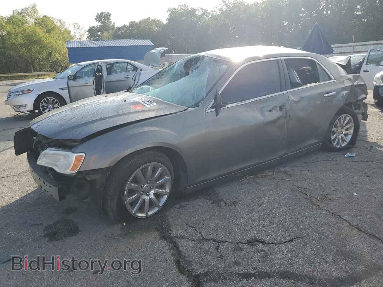 Photo 2C3CA5CG8BH583985 - CHRYSLER 300 2011