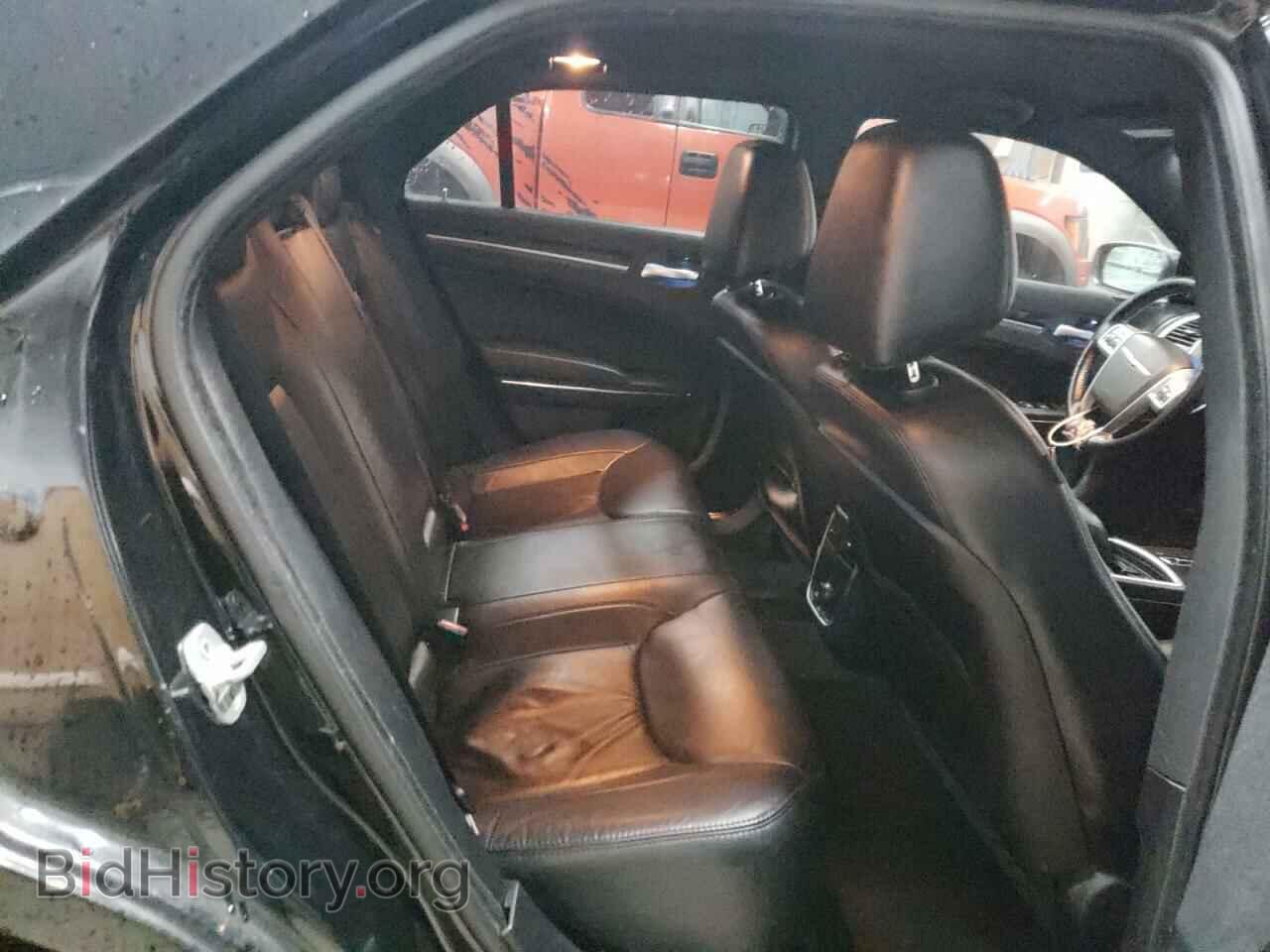 2011 CHRYSLER 300 - VIN: 2C3CA5CG5BH594068 - Фото 10
