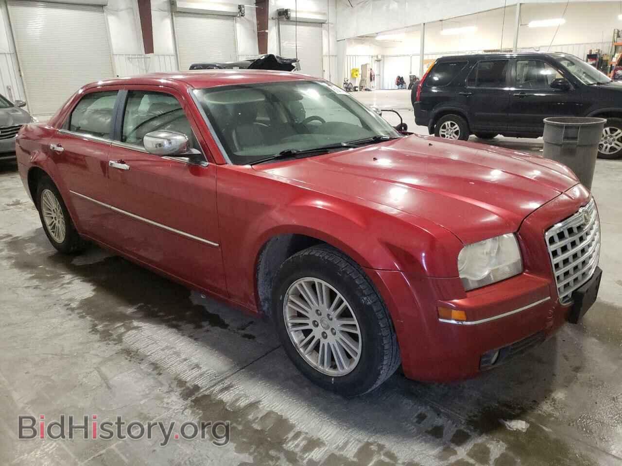 2010 CHRYSLER 300 - VIN: 2C3CA5CV8AH212841 - Фото 4