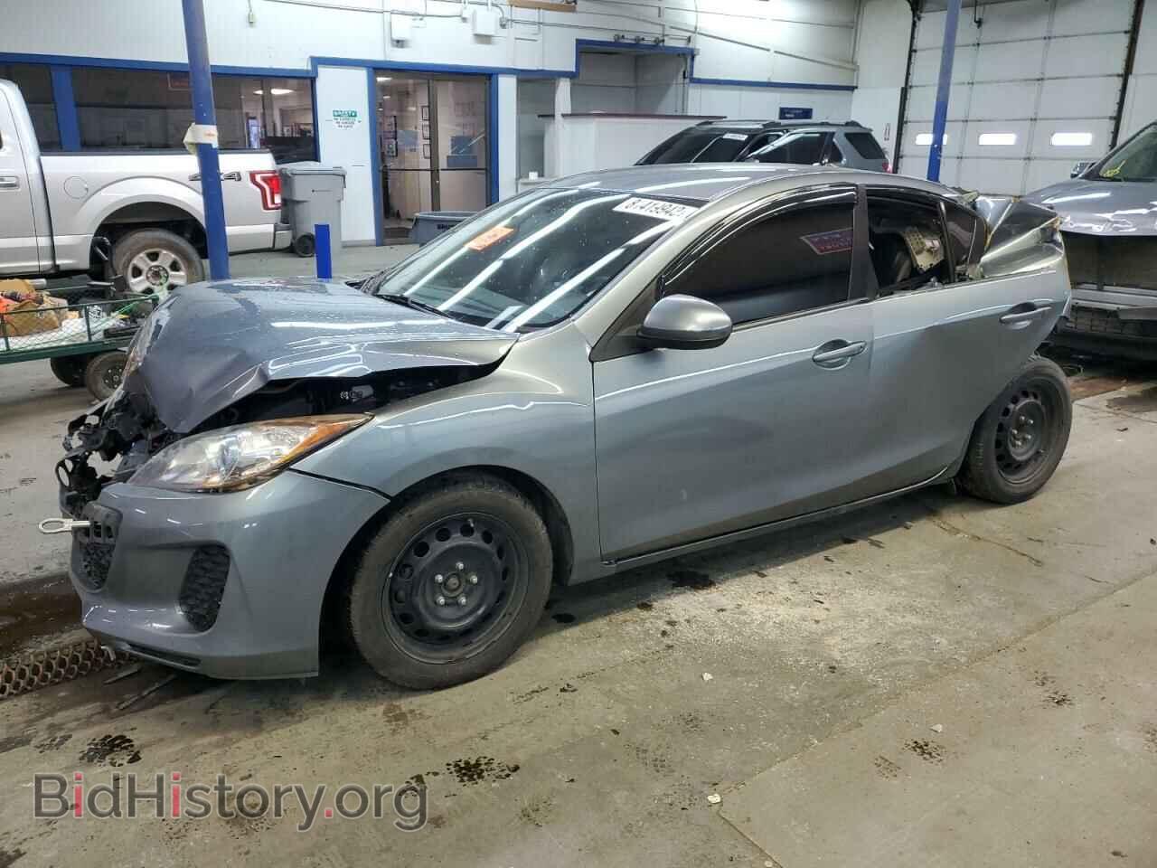 Фотография JM1BL1U81D1702348 - MAZDA 3 2013