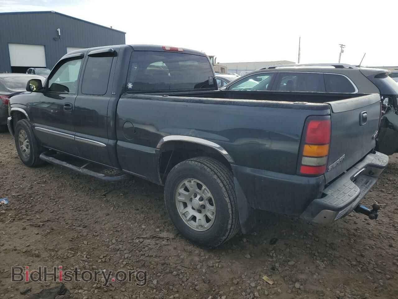 2005 GMC SIERRA - VIN: 1GTEK19B05E237205 - Фото 2