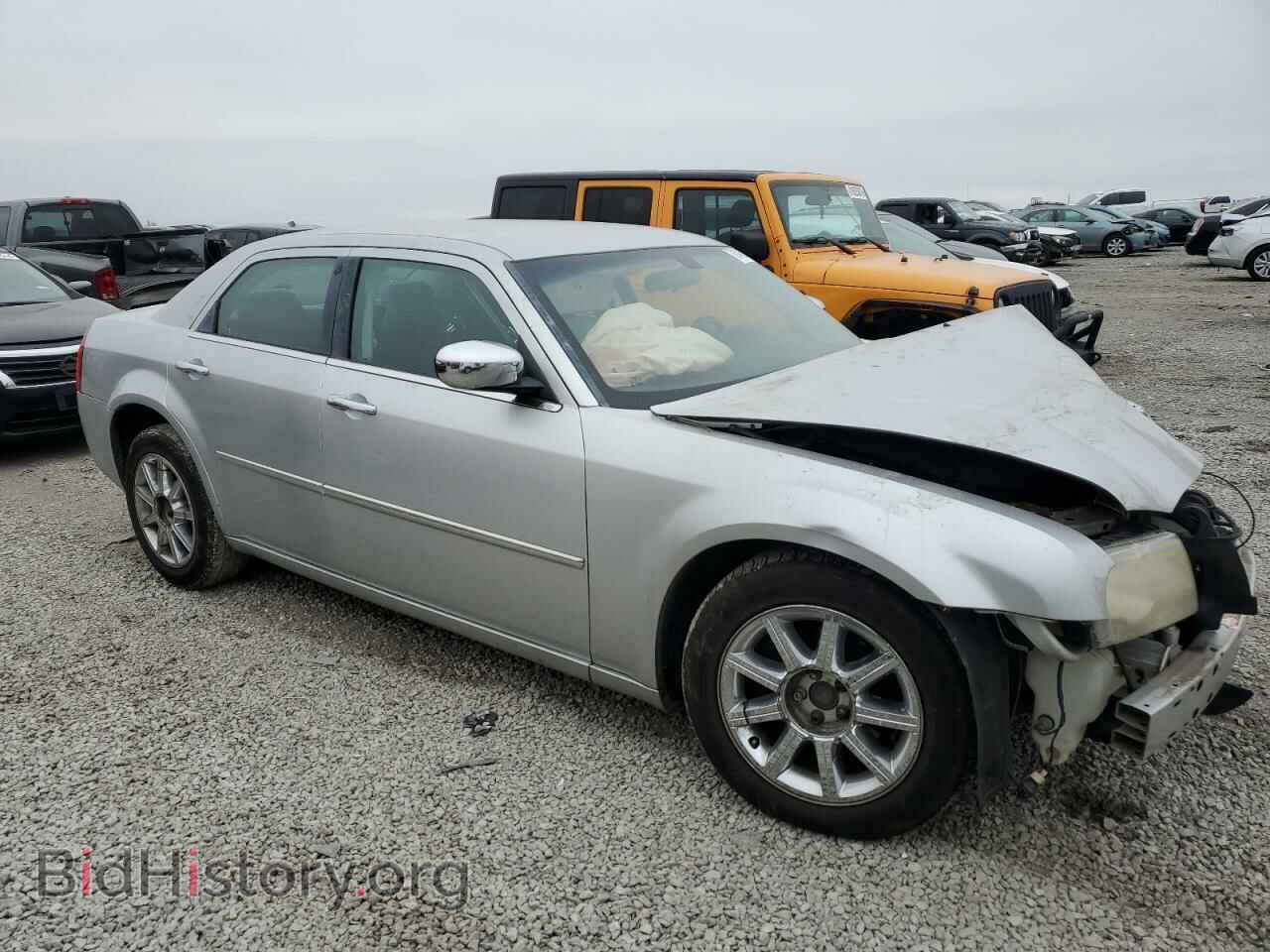 2010 CHRYSLER 300 - VIN: 2C3CA5CV6AH324831 - Фото 4