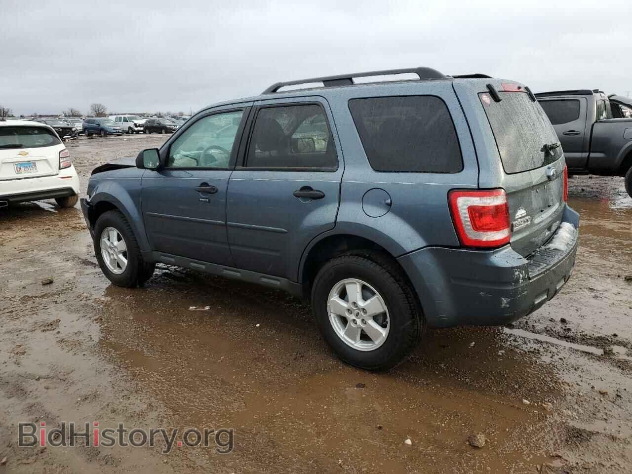 2010 FORD ESCAPE - VIN: 1FMCU0D79AKB79682 - Фото 2