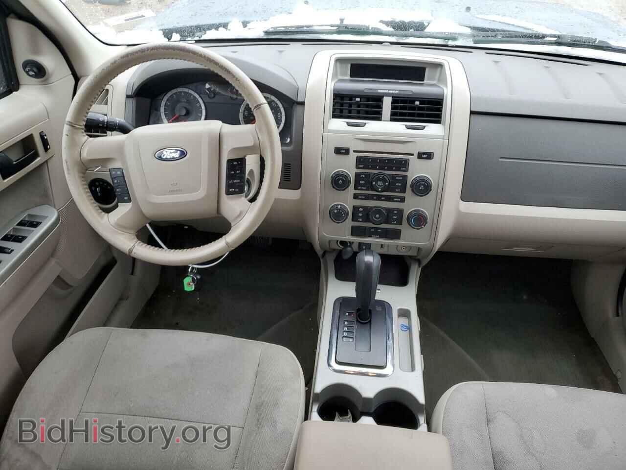 2010 FORD ESCAPE - VIN: 1FMCU0D79AKB79682 - Фото 8