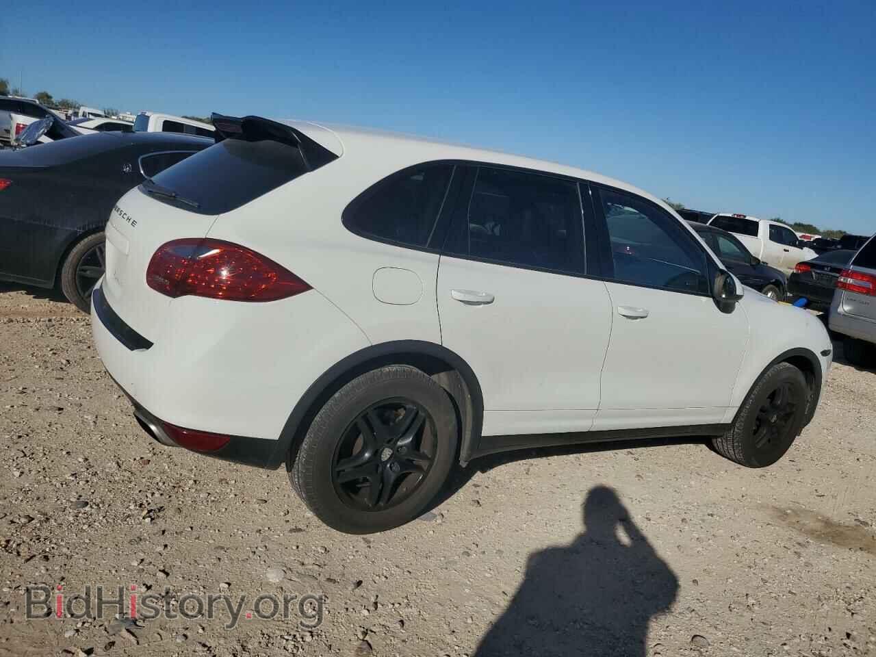 2013 PORSCHE CAYENNE - VIN: WP1AA2A2XDLA00734 - Photo 3