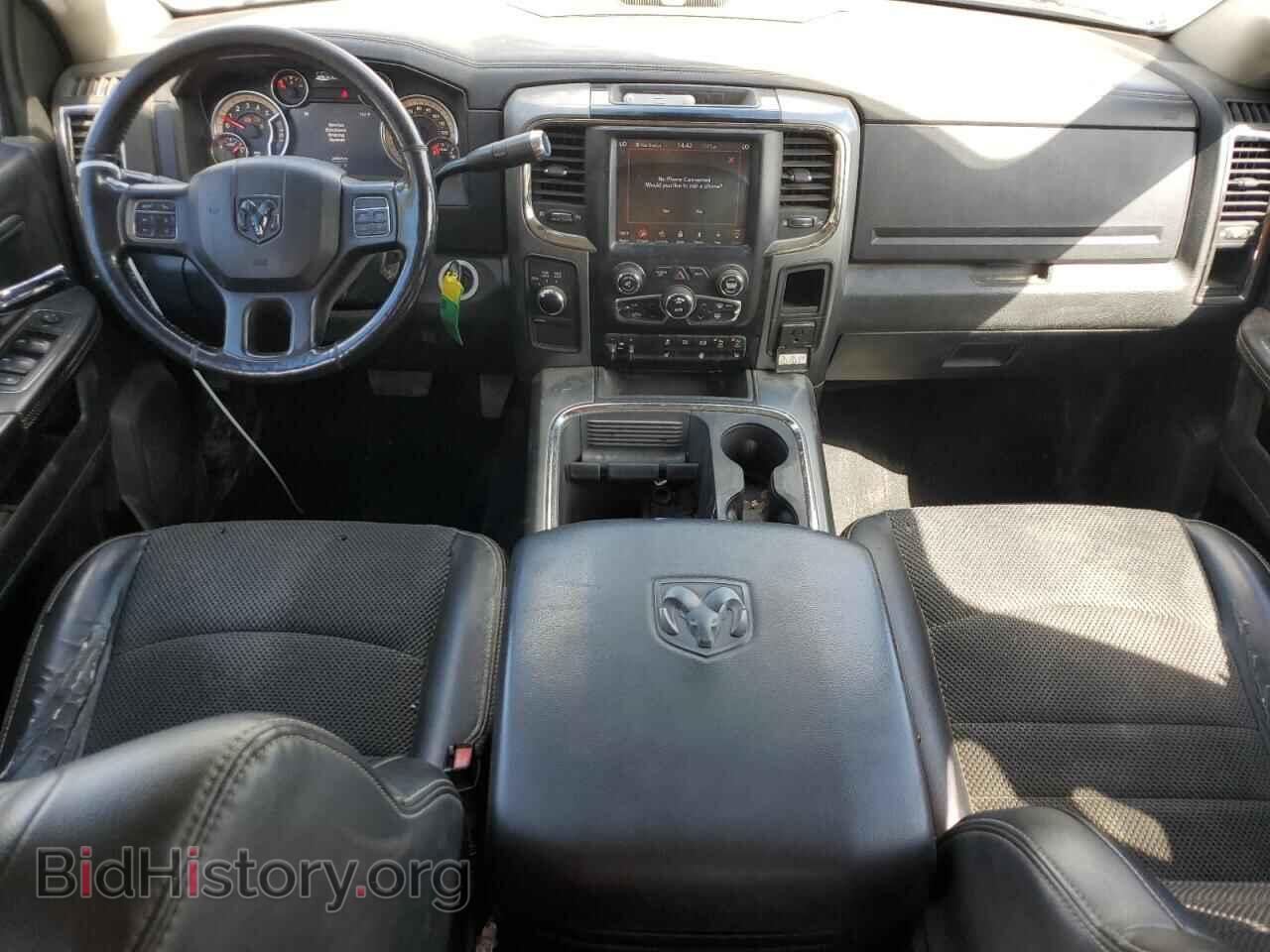 2018 RAM All Models - VIN: 3C6UR5DL9JG156776 - Photo 8