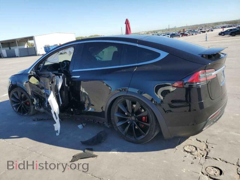 2017 Tesla MODEL X (VIN 5YJXCBE4XHF077355) — photo 2 of 13