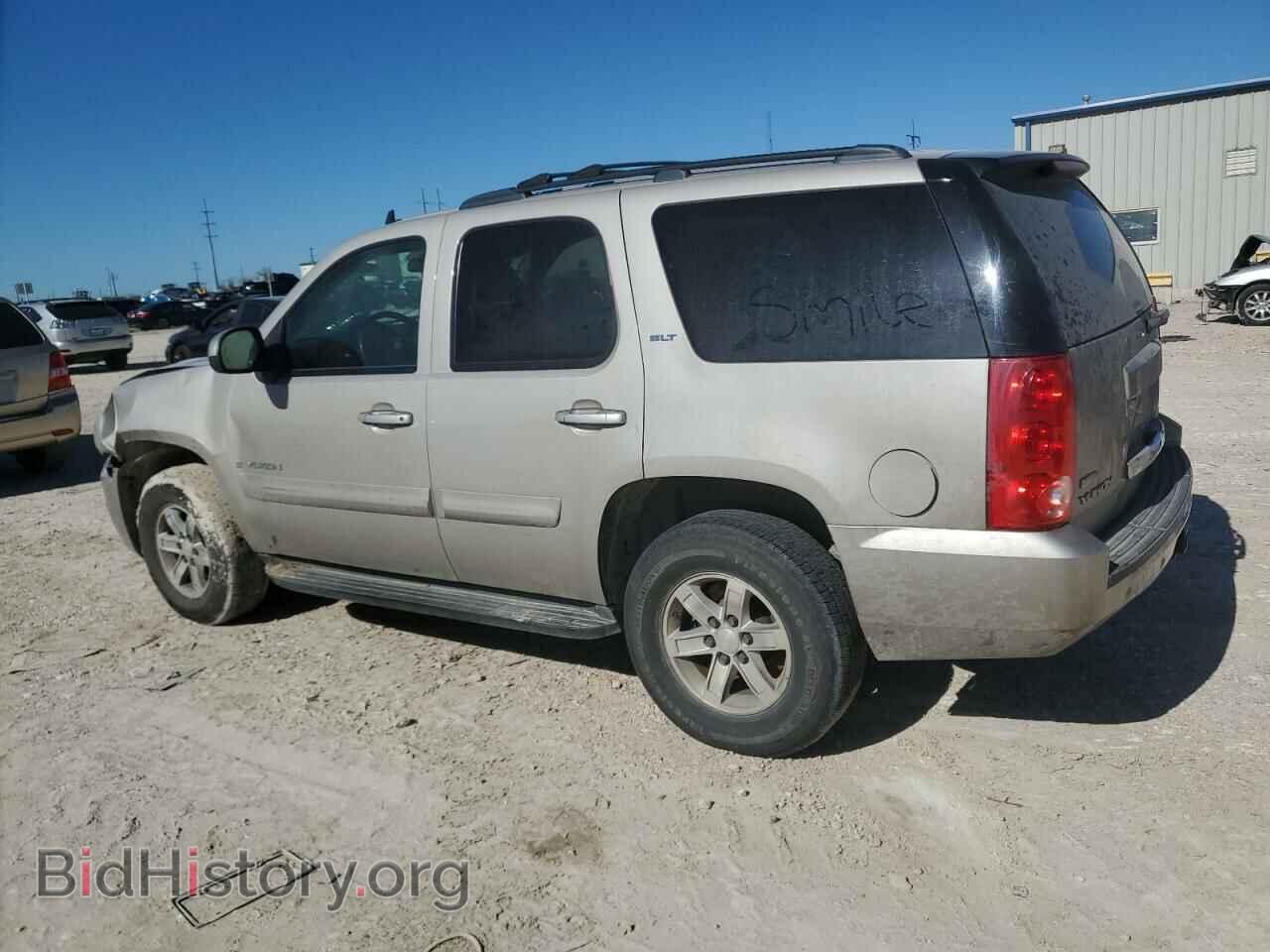 2008 GMC YUKON - VIN: 1GKFC13068J116011 - Фото 2