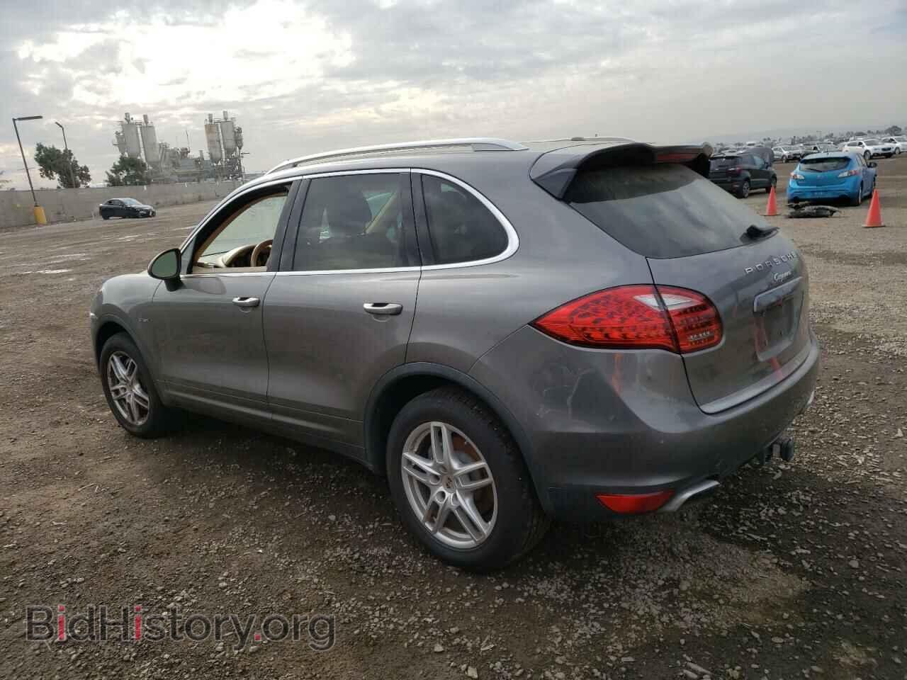 2013 PORSCHE CAYENNE - VIN: WP1AF2A26DLA24076 - Фото 2