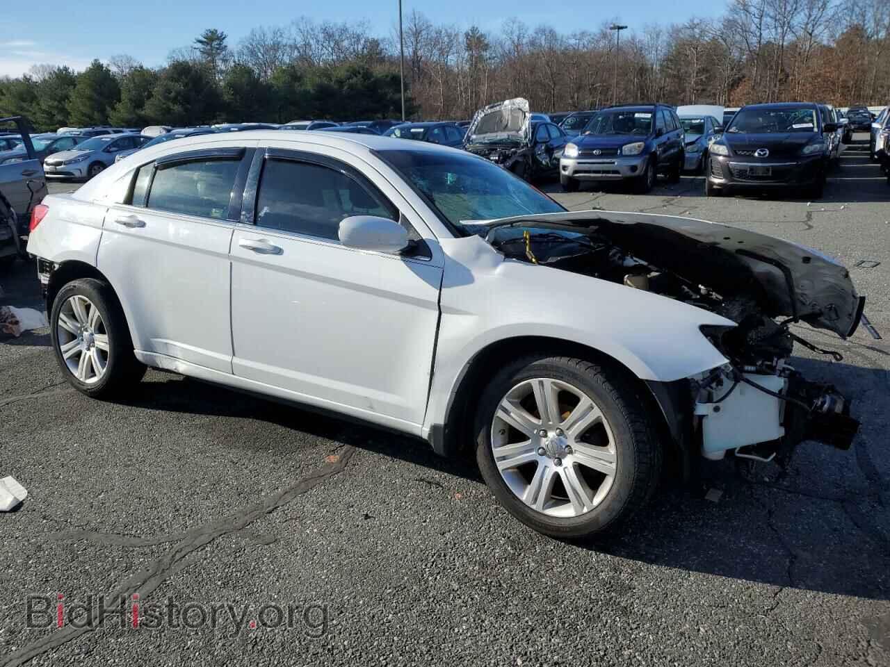2011 CHRYSLER 200 - VIN: 1C3BC1FB1BN570338 - Фото 4