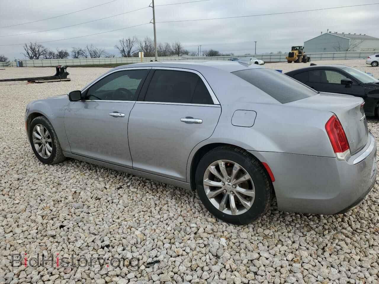 2016 CHRYSLER 300 - VIN: 2C3CCAKG7GH190975 - Фото 2