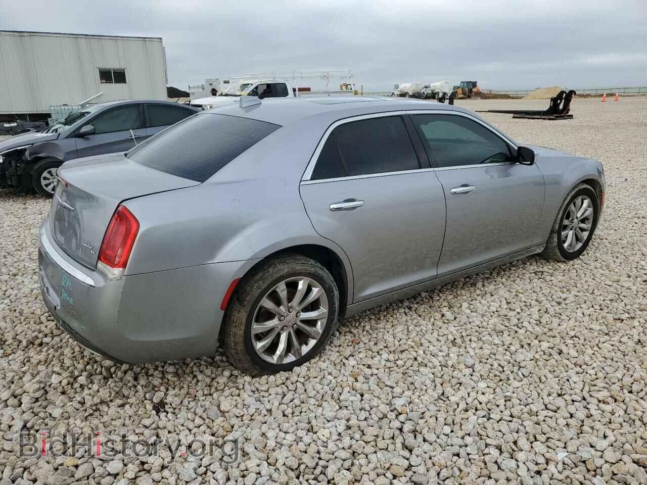 2016 CHRYSLER 300 - VIN: 2C3CCAKG7GH190975 - Фото 3