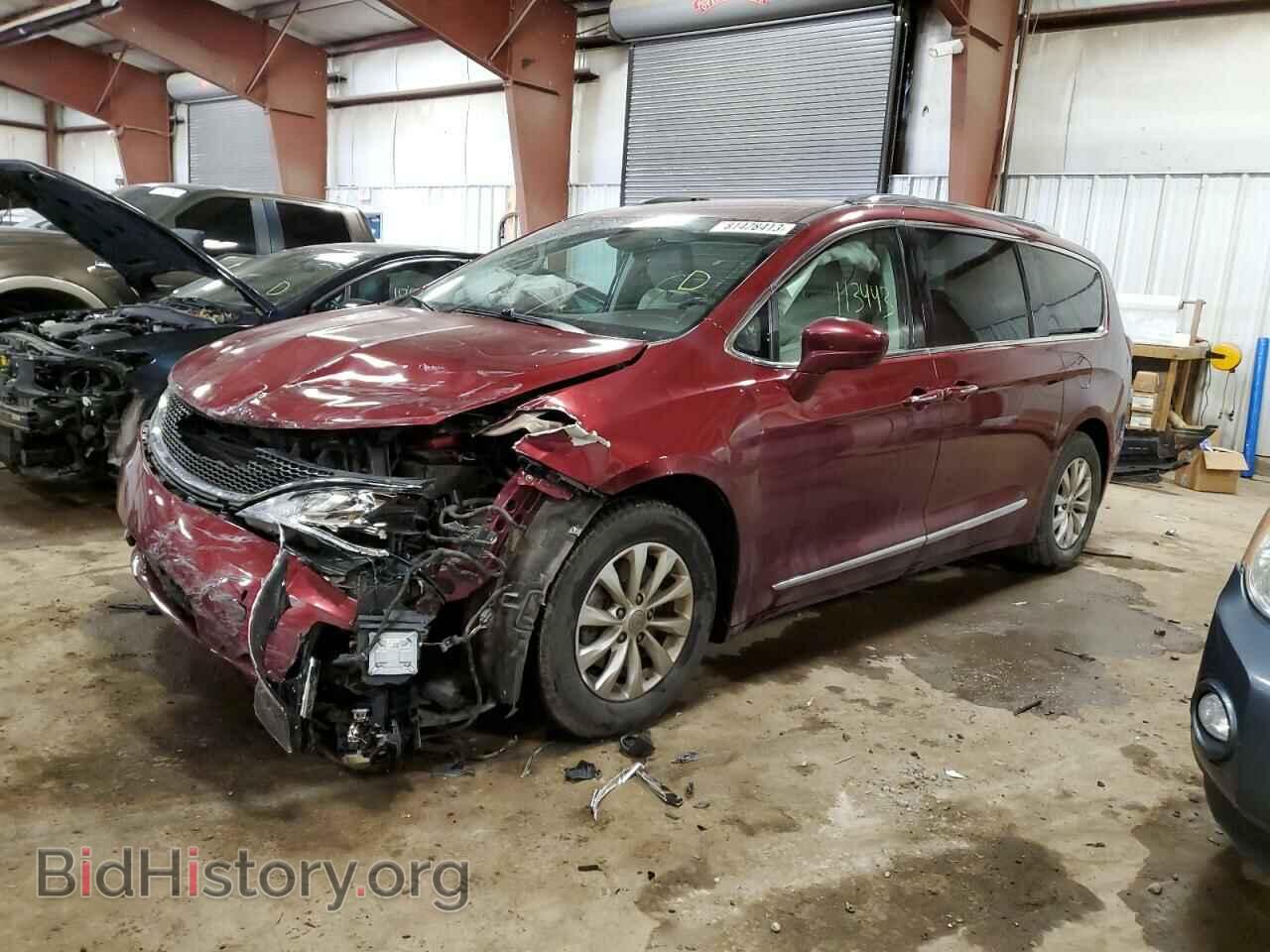 Фотография 2C4RC1BG1JR228014 - CHRYSLER PACIFICA 2018