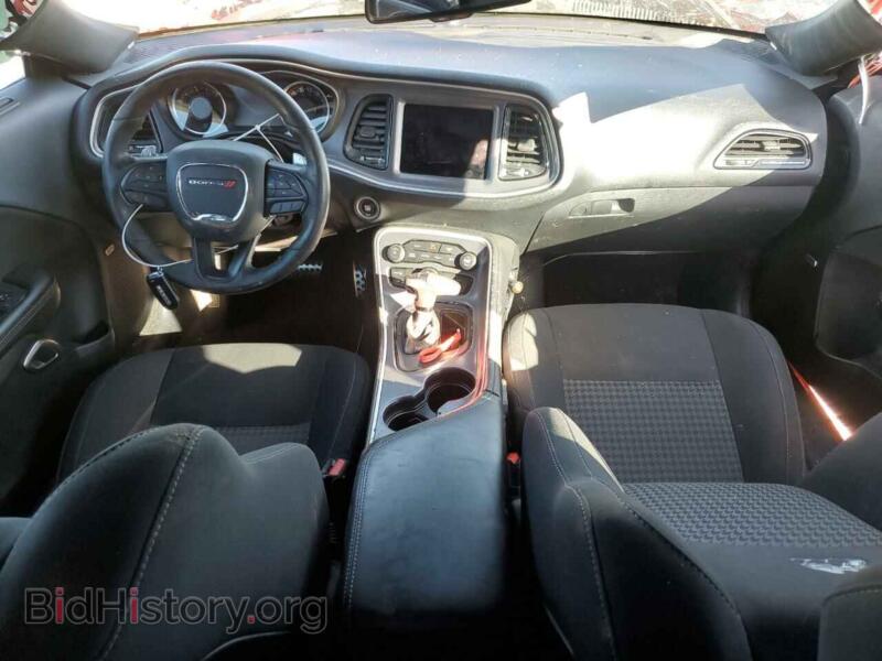 2019 Dodge CHALLENGER (VIN 2C3CDZFJ3KH694658) — photo 8 of 13