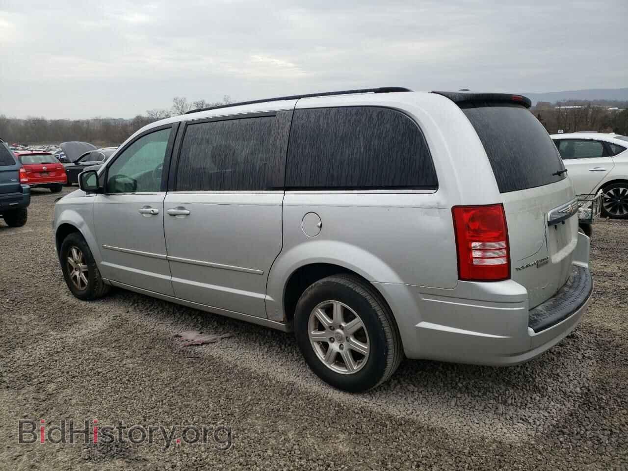 2008 CHRYSLER MINIVAN - VIN: 2A8HR54P58R762327 - Фото 2