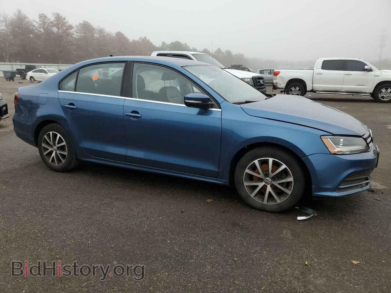 2017 VOLKSWAGEN JETTA - VIN: 3VWDB7AJXHM374455 - Фото 4