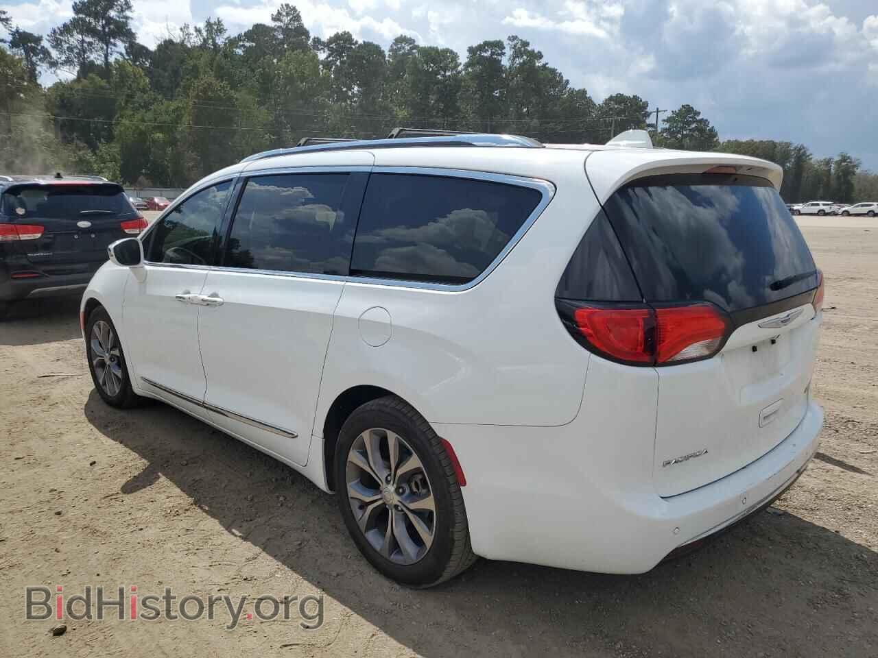 2018 CHRYSLER PACIFICA - VIN: 2C4RC1GG8JR305910 - Фото 2