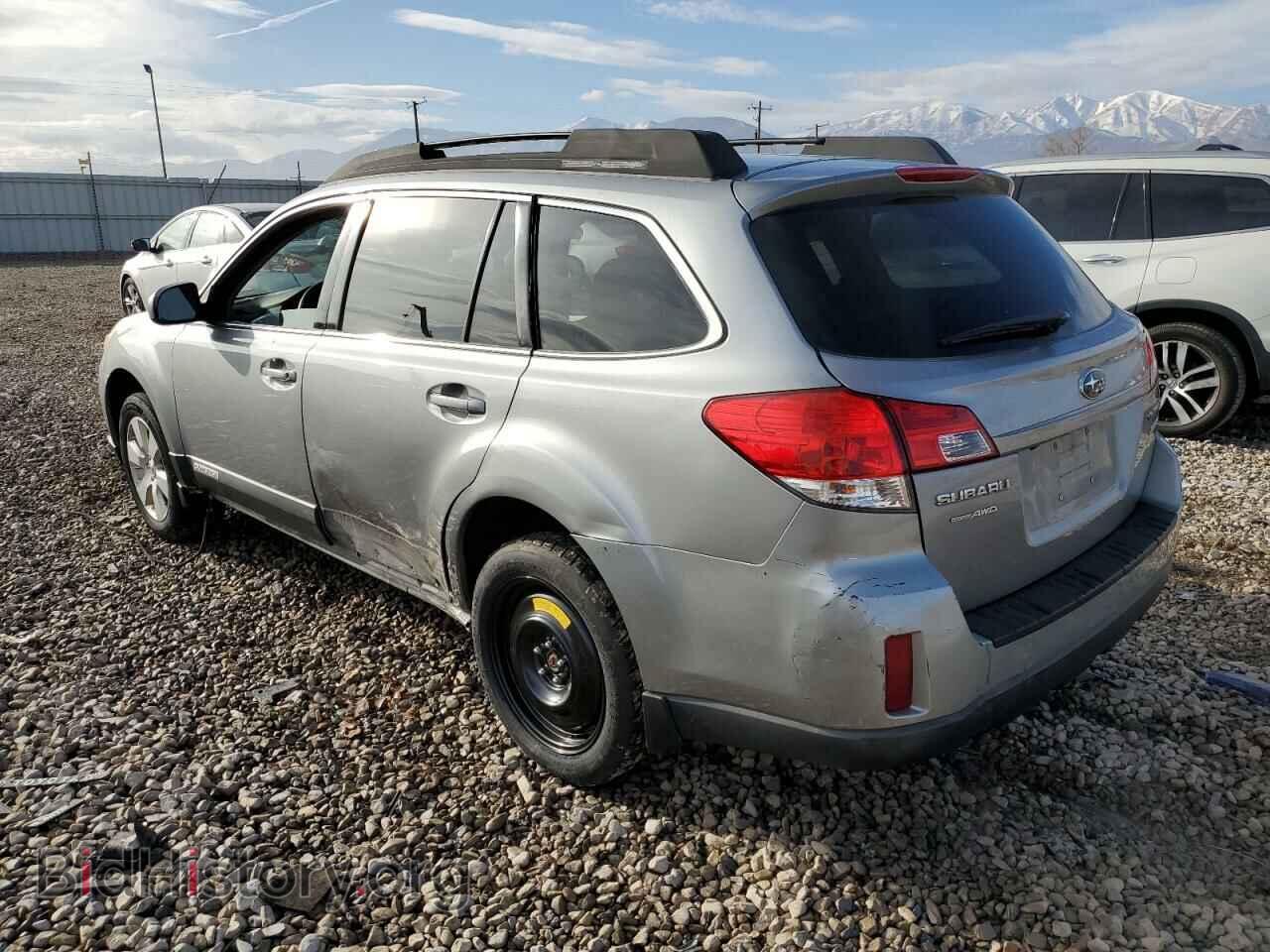 2011 SUBARU OUTBACK - VIN: 4S4BRBGC2B3334747 - Фото 2