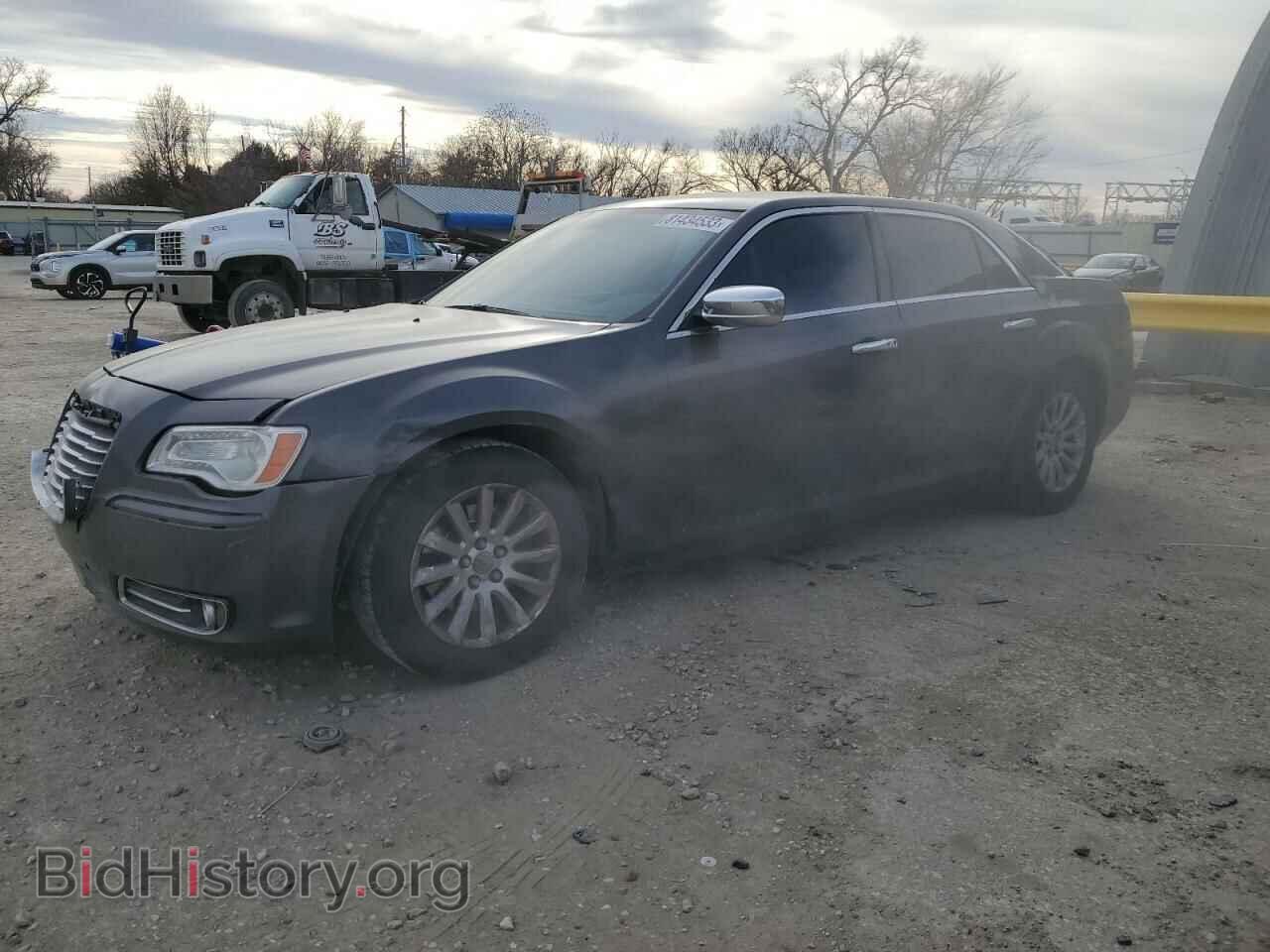 Фотография 2C3CCAAGXDH551032 - CHRYSLER 300 2013