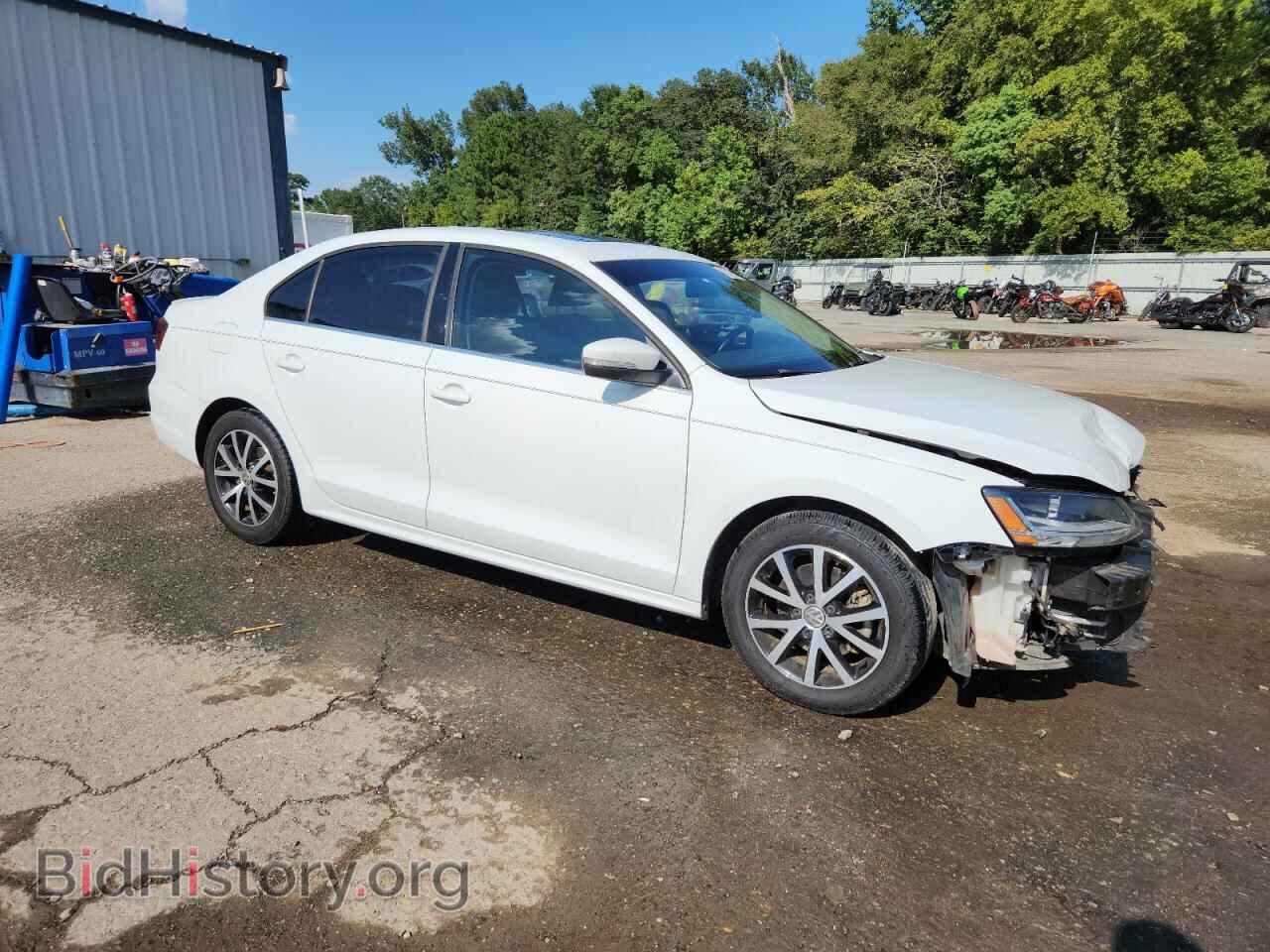 2017 VOLKSWAGEN JETTA - VIN: 3VWDB7AJ1HM360184 - Фото 4