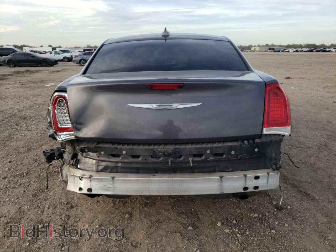 2016 CHRYSLER 300 - VIN: 2C3CCAAGXGH164260 - Фото 6