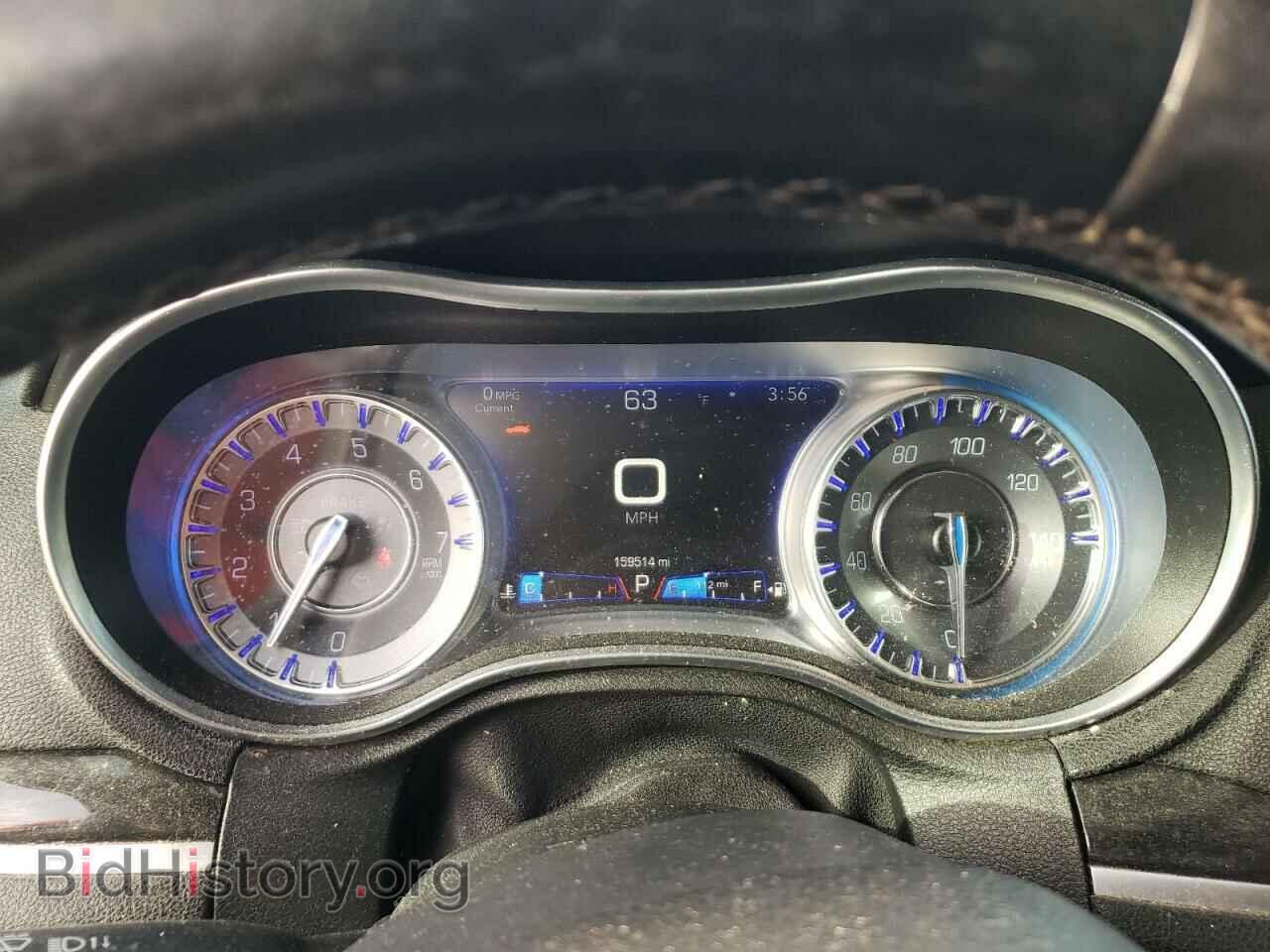 2016 CHRYSLER 300 - VIN: 2C3CCAAGXGH164260 - Фото 9